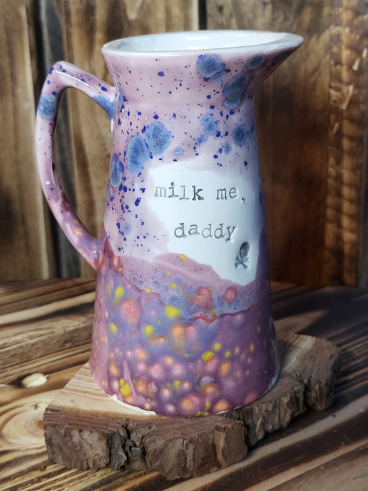 Milk me, Daddy Jug